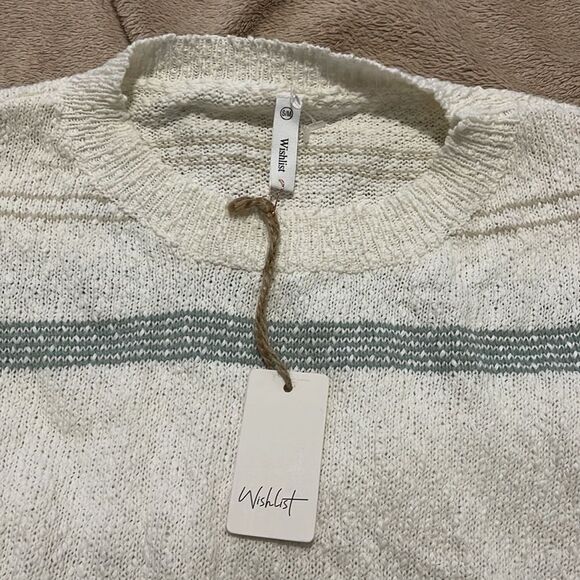 NWT- Wishlist- S/M - Picture 3 of 8